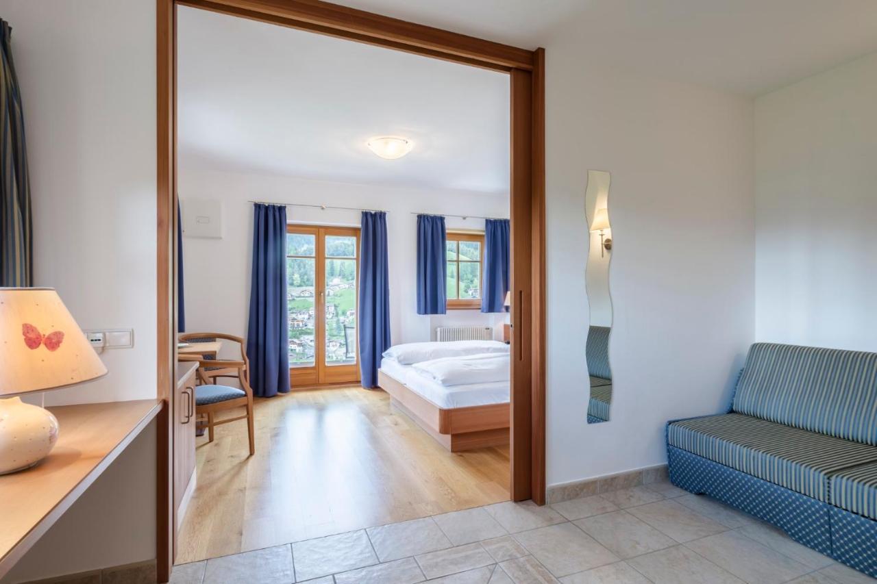 Am Rainell Hof Aparthotel Ortisei Exterior foto
